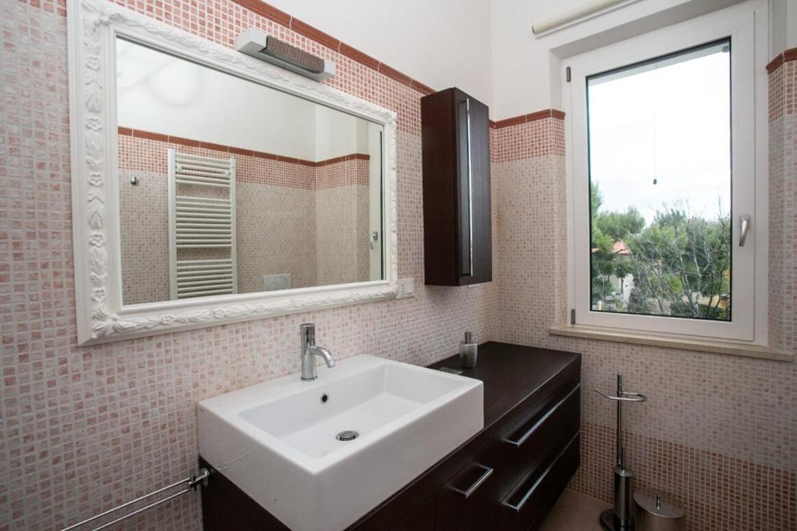 S023 - Sirolo, Magnifico Trilocale Design Con Terrazzo Apartment Bagian luar foto